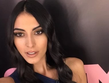 Πώς αντέδρασε η Εύη Ιωαννίδου σε πρόταση γάμου από θαυμαστή της;